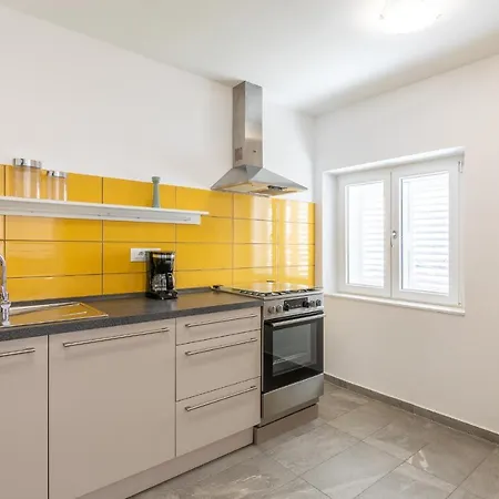 Seaview Daire Vela Luka